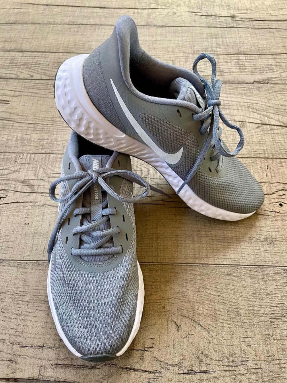 Nike Women’s Revolution 5 ‘Cool Grey’ Running Shoe:  Size 9-½